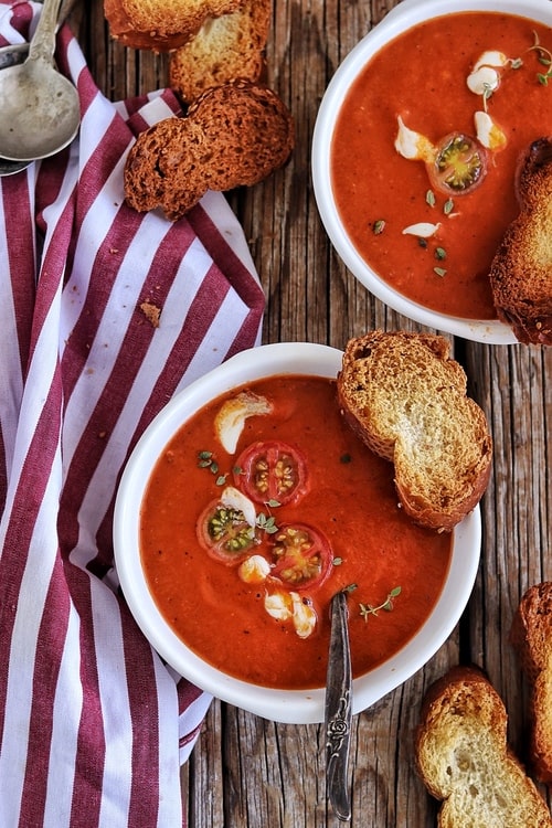 Crema de jitomate rostizado sin lácteos receta fácil